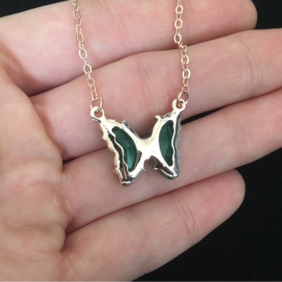 Gorgeous Green Butterfly Necklace - Picture 5 of 7